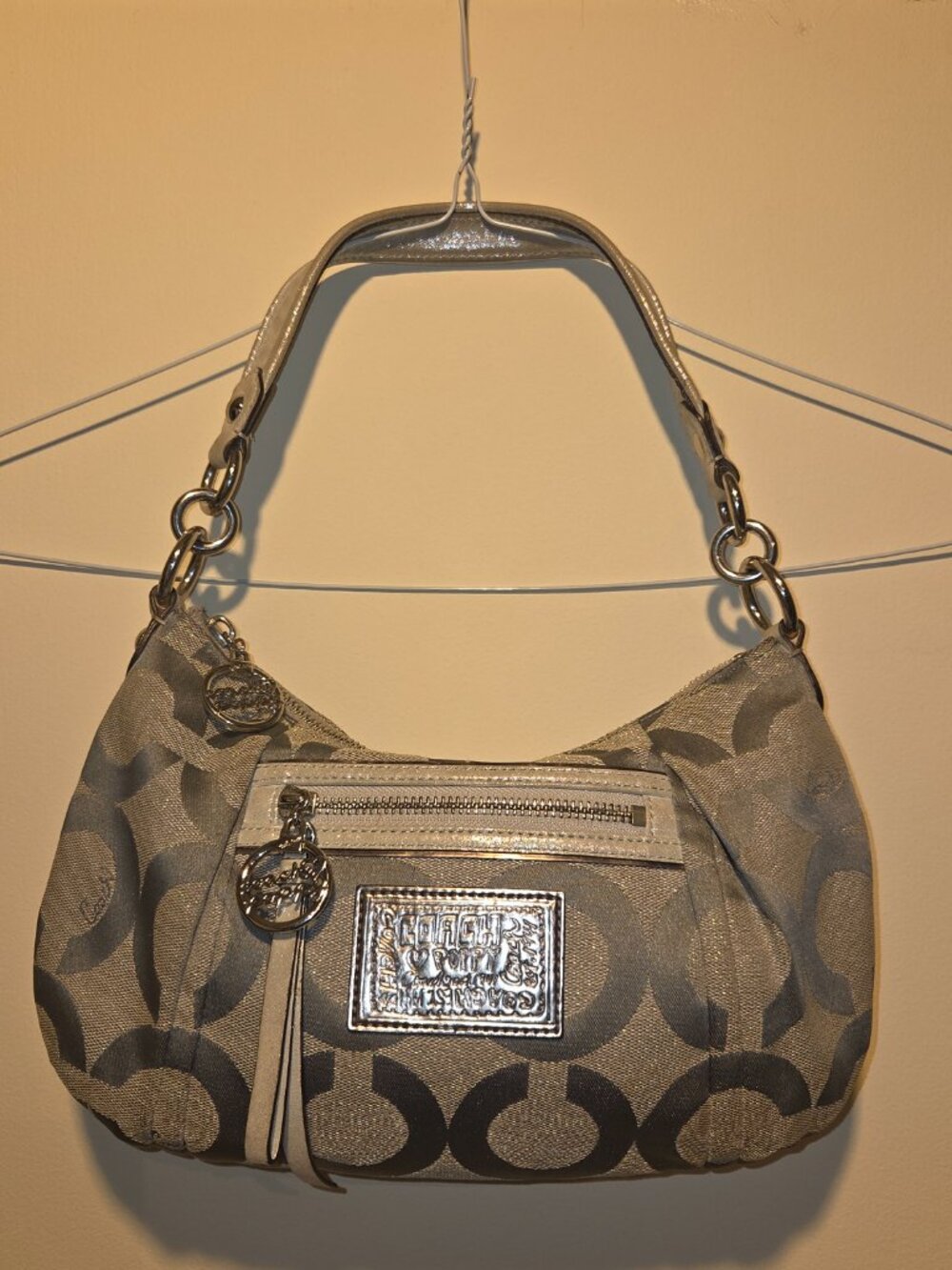 COACH Poppy Signature Sateen Hobo Bag 16389 Gray Silver Metallic Canvas Y2K